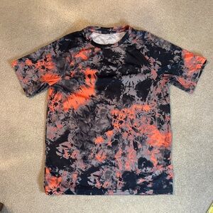 Boya Under Armour athletic shirt